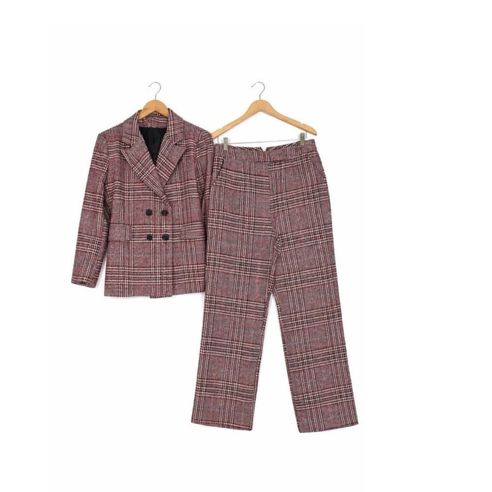 NWOT Pants Suit Set Tailored Burgundy Plaid Double Breasted Classic Power-Suit